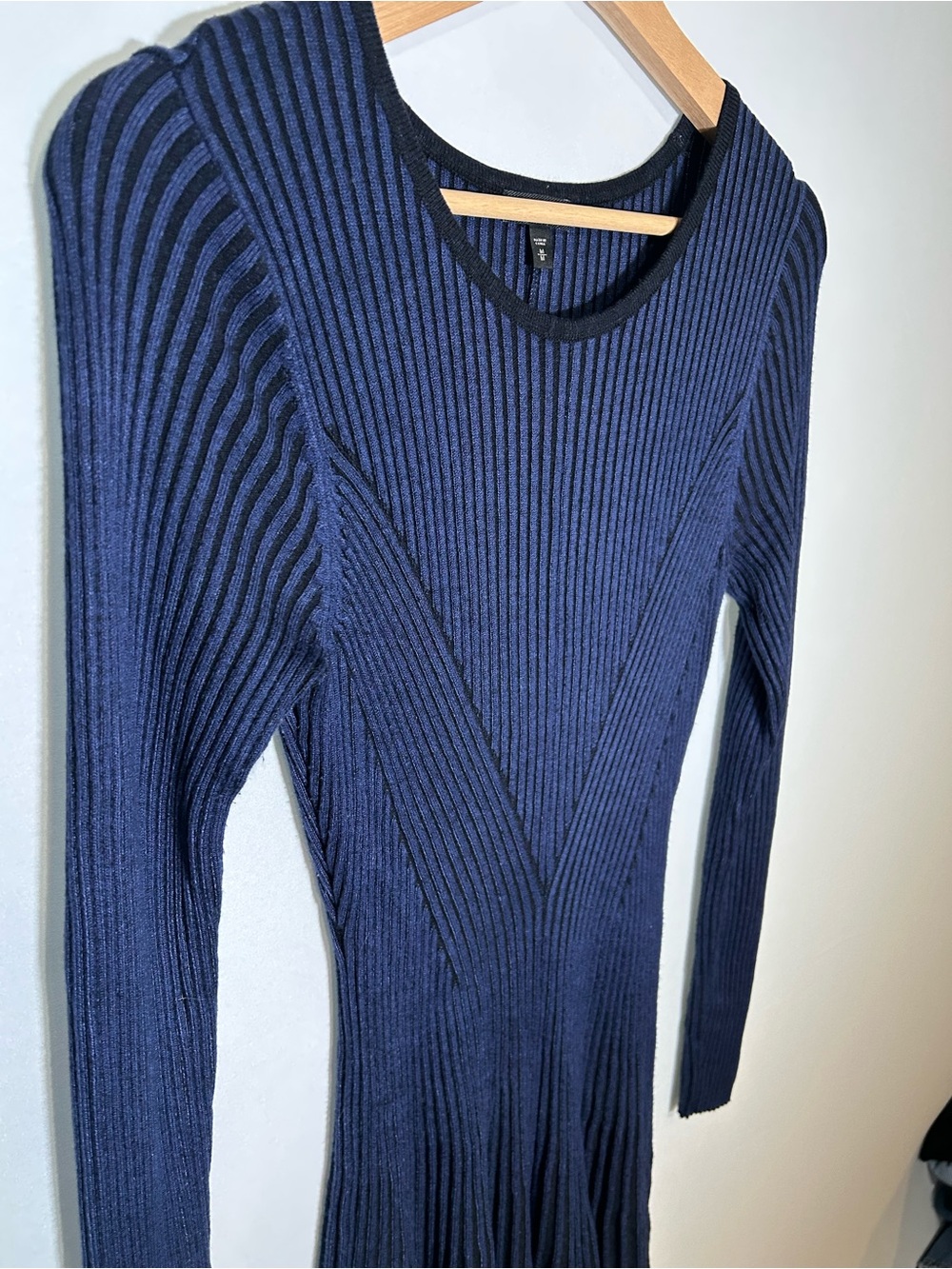 Express Navy Ribbed Pleated Fit & Flare Sweater Dress M - Picture 8 of 11